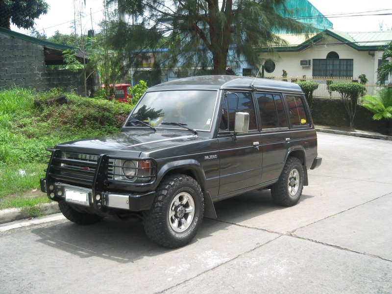 Мицубиси Паджеро 1 1990