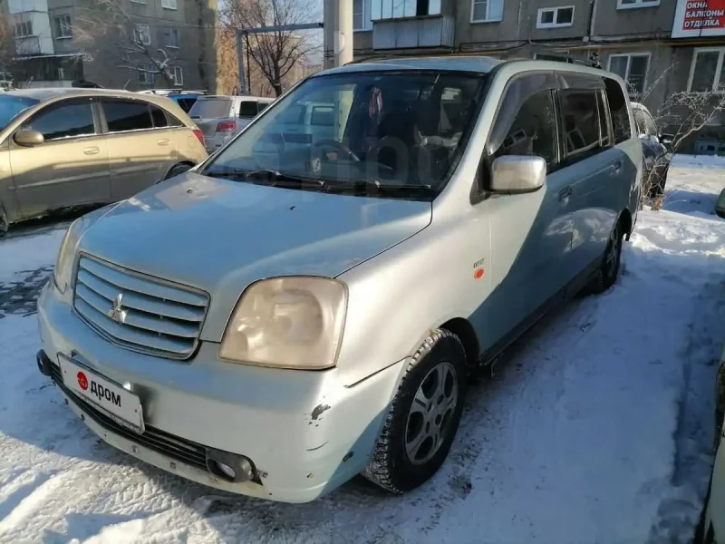 Митсубиси Дион 1.8