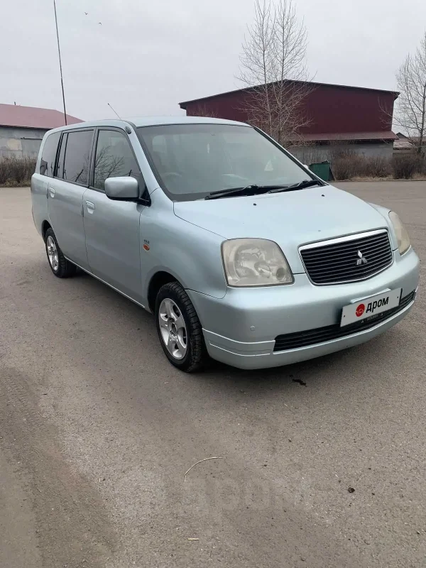 Mitsubishi Dion 2002 2,0