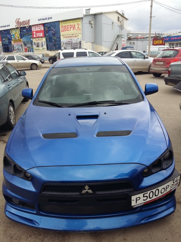 Lancer 10 акула