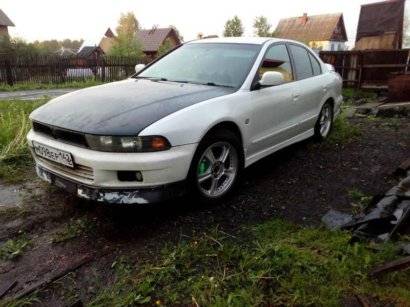 Mitsubishi Galant 1998