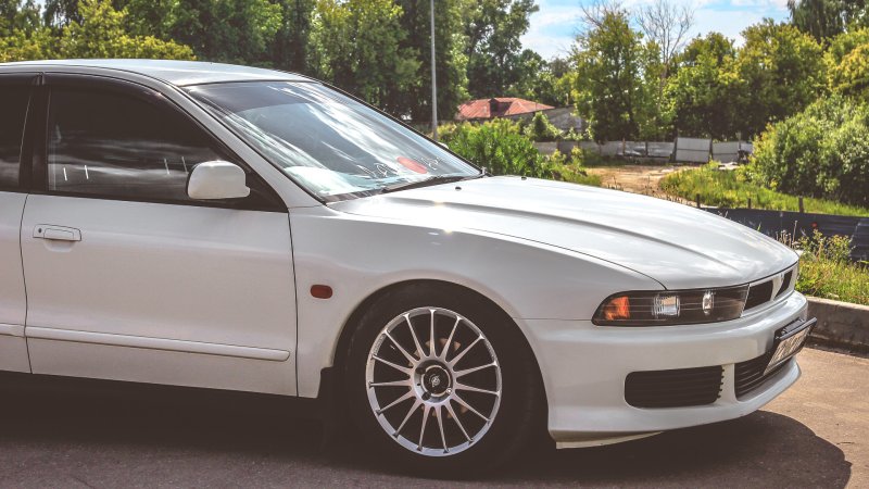 Mitsubishi Galant 8 акула