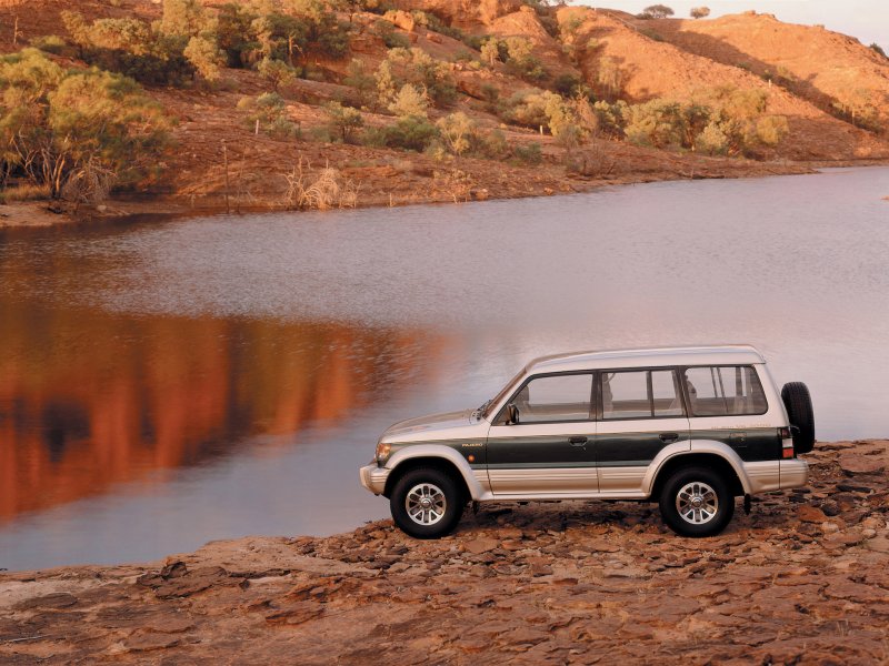Mitsubishi Pajero 1991