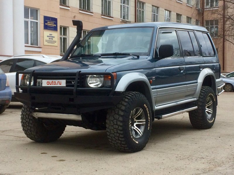 Mitsubishi Pajero II 1995