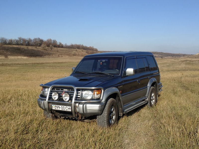 Mitsubishi Pajero 2