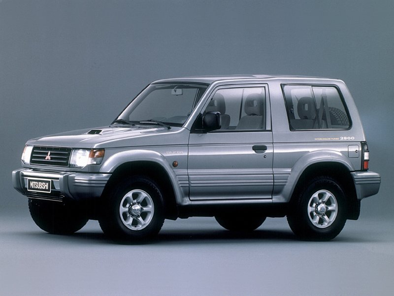 Mitsubishi Pajero 2