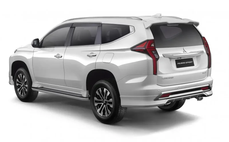 Mitsubishi Pajero 2021