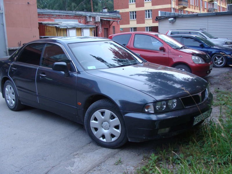 Мицубиши Диамант 1995 гв