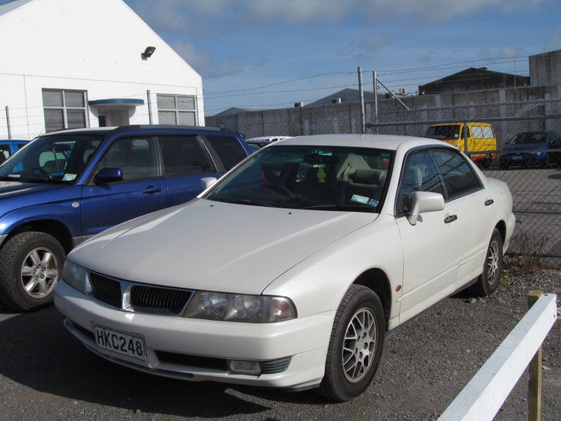 Mitsubishi Diamante 2.5 at, 1995 салон