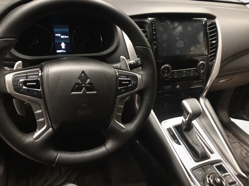 Pajero Sport 3