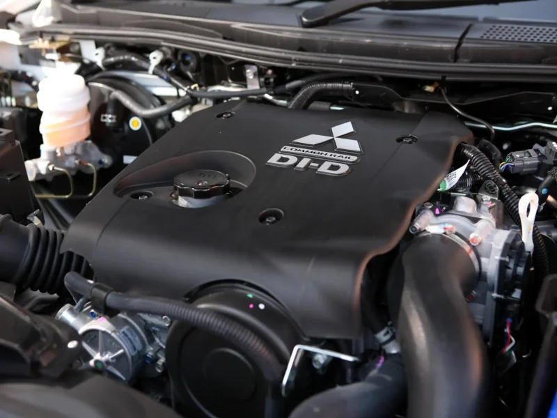 L200 Mitsubishi мотор