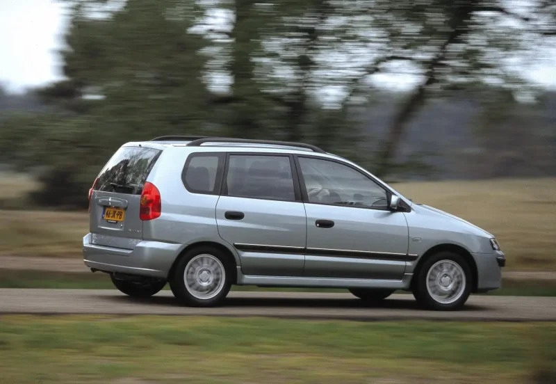 Mitsubishi Space Star 2002