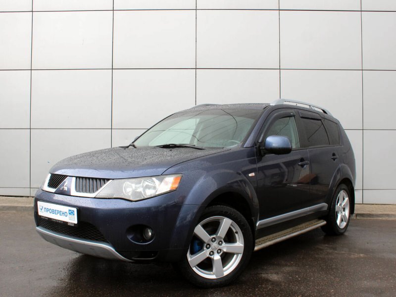 Mitsubishi SUV 2008