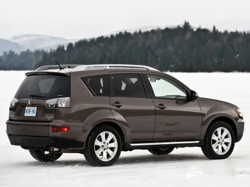 Mitsubishi Outlander XL