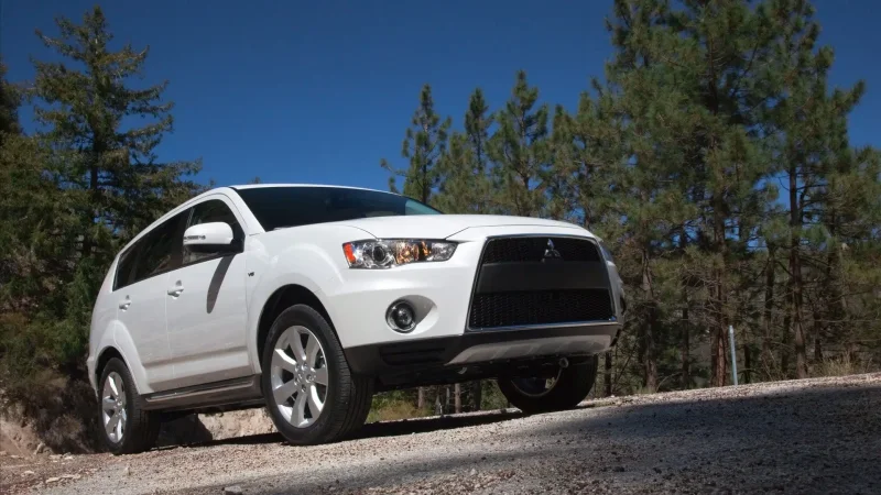 Mitsubishi Outlander 2012