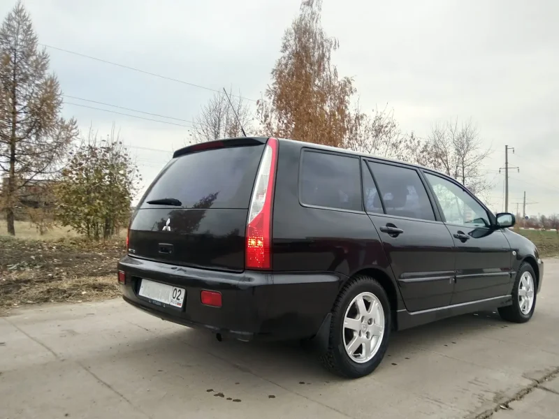 Mitsubishi Lancer универсал