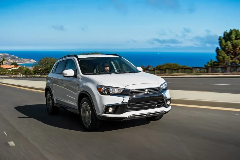 Mitsubishi Outlander Sport 2016