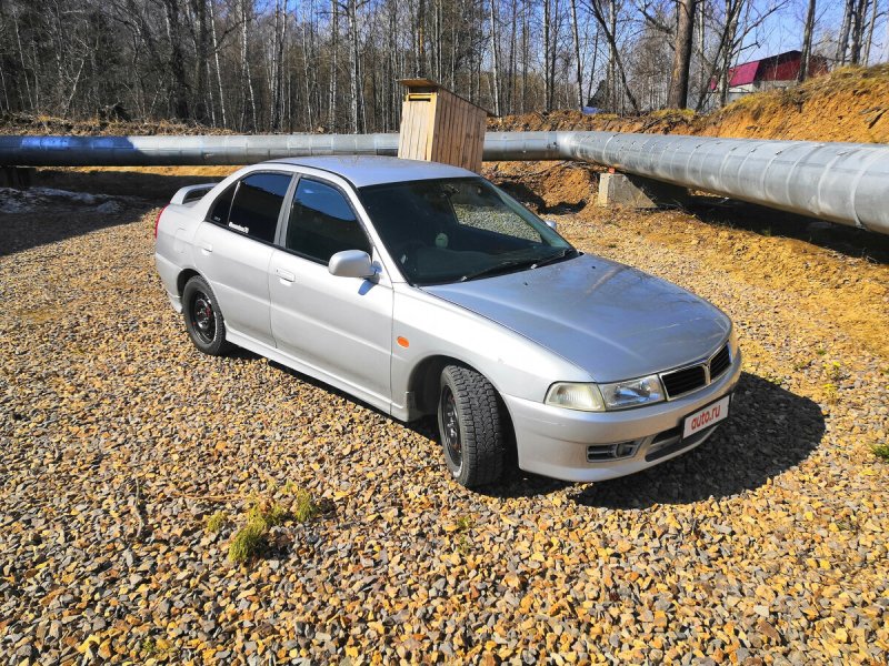 Mitsubishi Lancer 7 2000