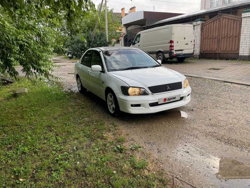 Mitsubishi EVO 2000