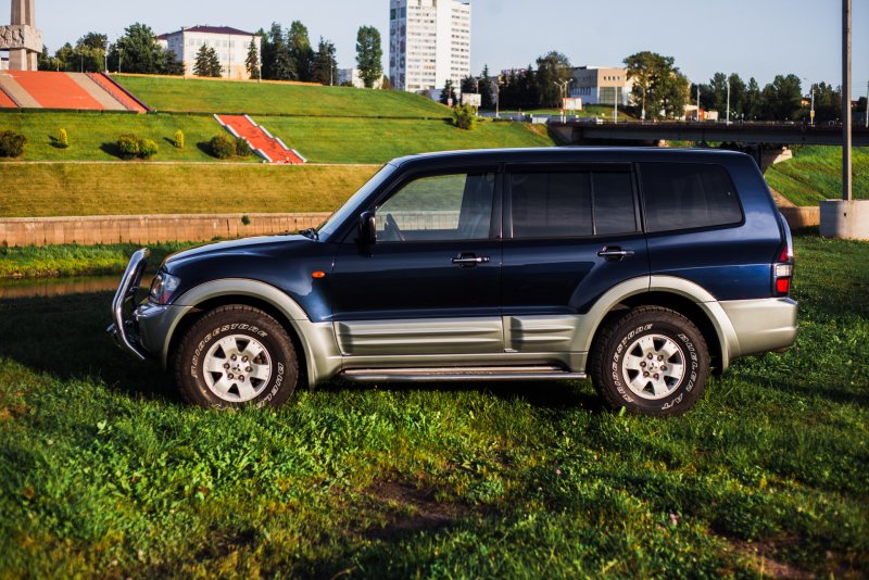 Mitsubishi Pajero 3 3