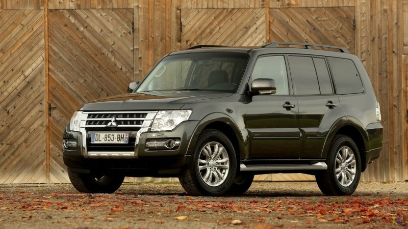 Mitsubishi Pajero IV