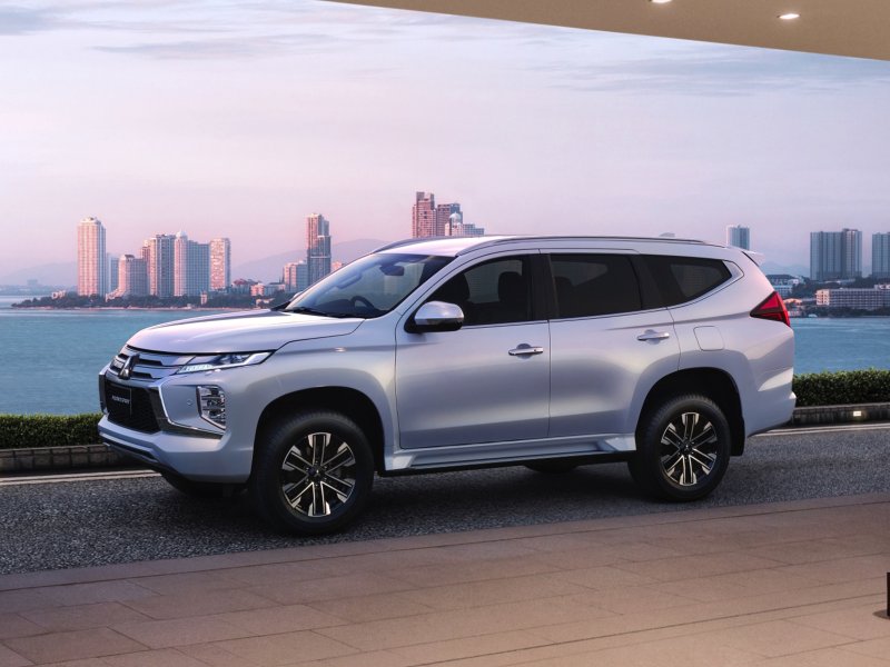 Mitsubishi Pajero Sport 2020