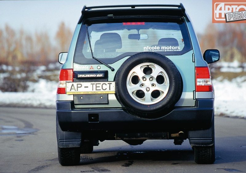 Mitsubishi Pajero Pinin 3 двери