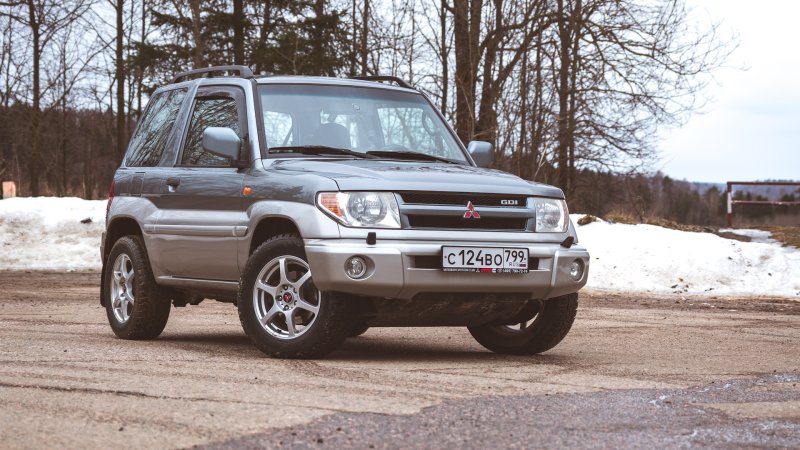 Mitsubishi Pajero io Pinin