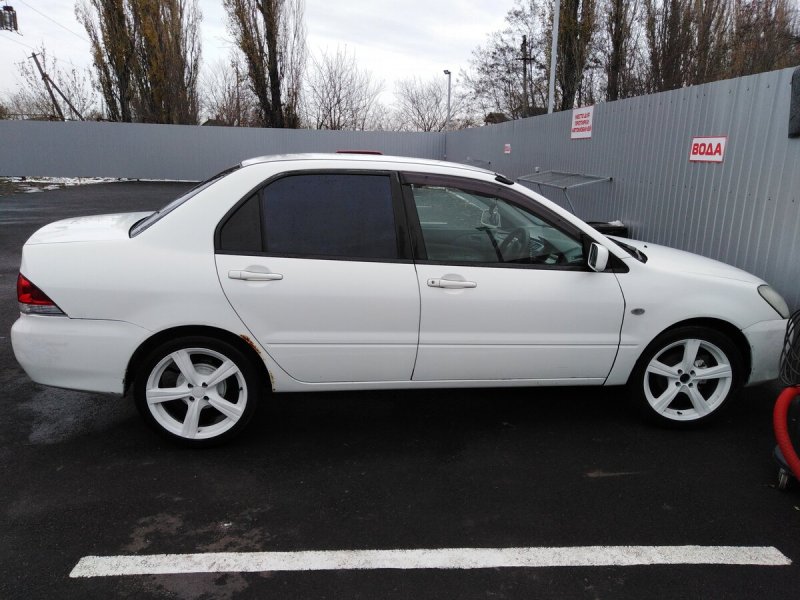 Mitsubishi Lancer 2005