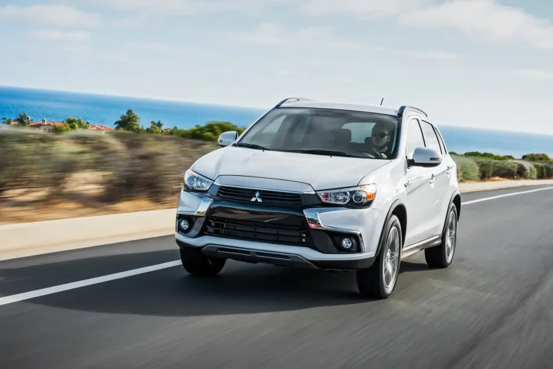 Mitsubishi Outlander Sport 2012