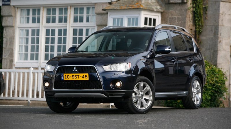 Mitsubishi Outlander XL Roadest