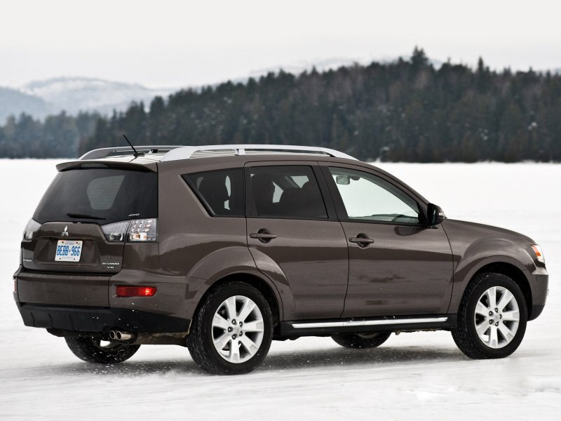 Mitsubishi Outlander XL