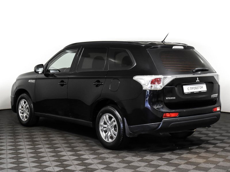 Mitsubishi Outlander 3 нижняя юбка черная