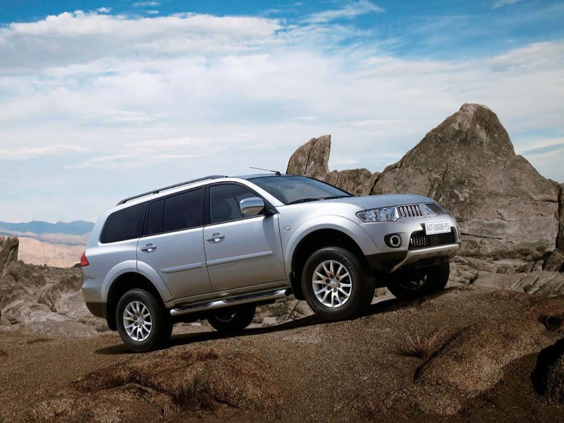 Mitsubishi Pajero Sport. MMC Pajero Sport. МИЦУБИСИПОД.жеро.спорт.. Мицубиси Паджеро и Паджеро спорт.