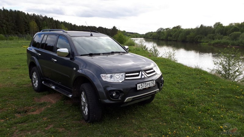 Mitsubishi Pajero Sport 2