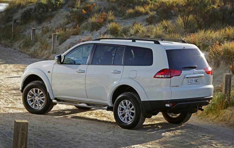 Mitsubishi Pajero Sport 2014