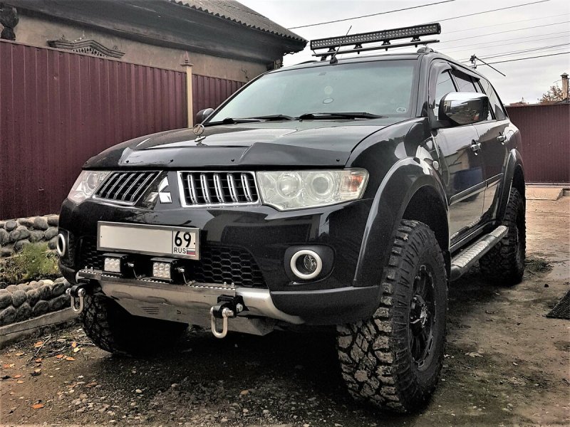Mitsubishi Pajero Sport (2g)