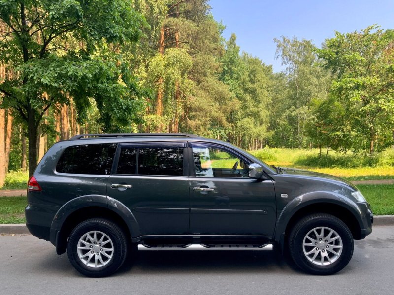 Mitsubishi Pajero Sport 2.5