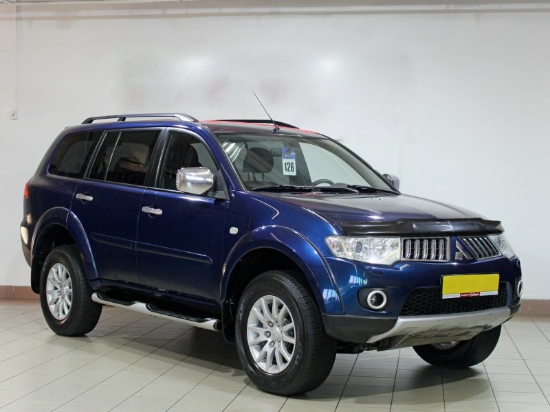 Mitsubishi Pajero Sport 2011