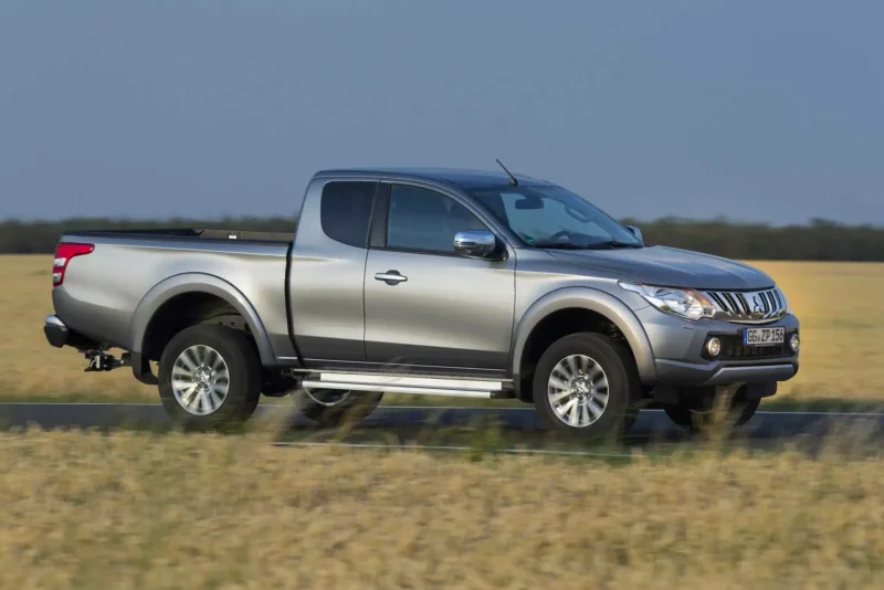 Mitsubishi l200 2022