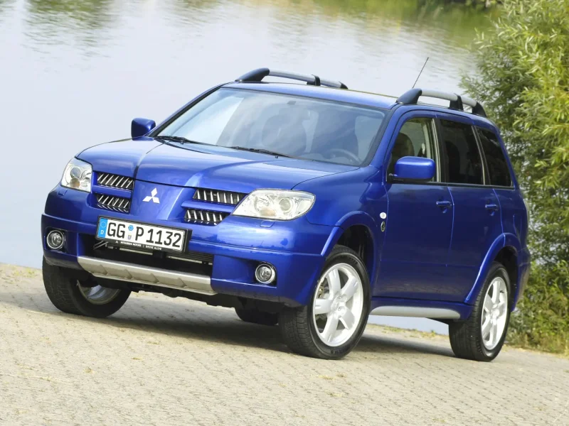 Mitsubishi Outlander первого поколения