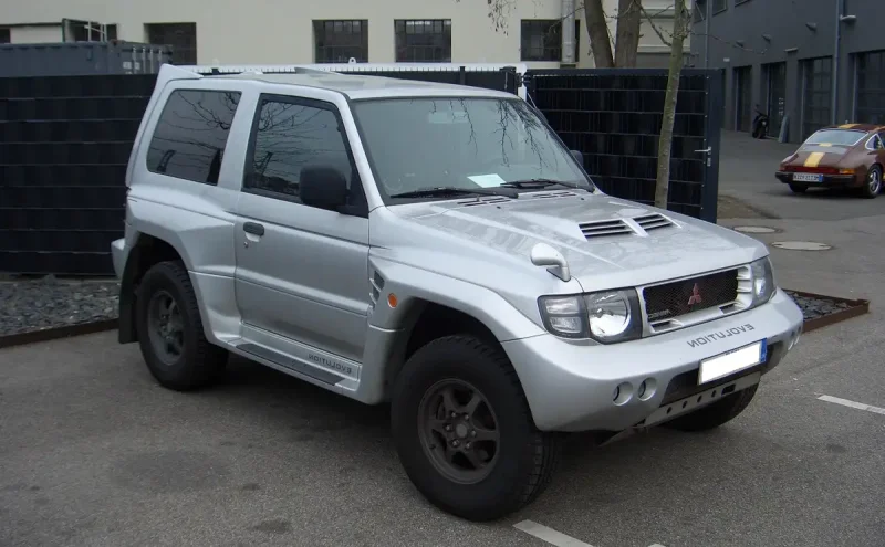 Mitsubishi Pajero 2 Evolution