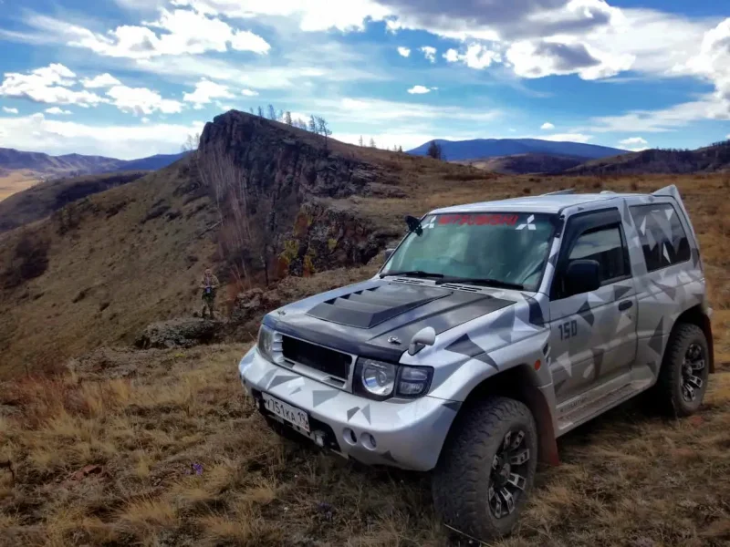 Mitsubishi Pajero Evolution м