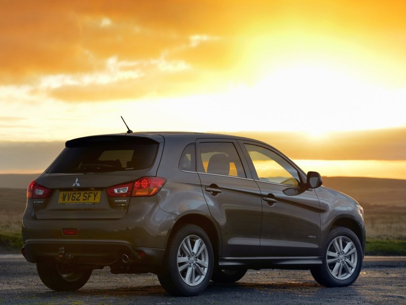 Mitsubishi Outlander Sport 2013