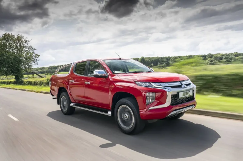 Mitsubishi l200 2021
