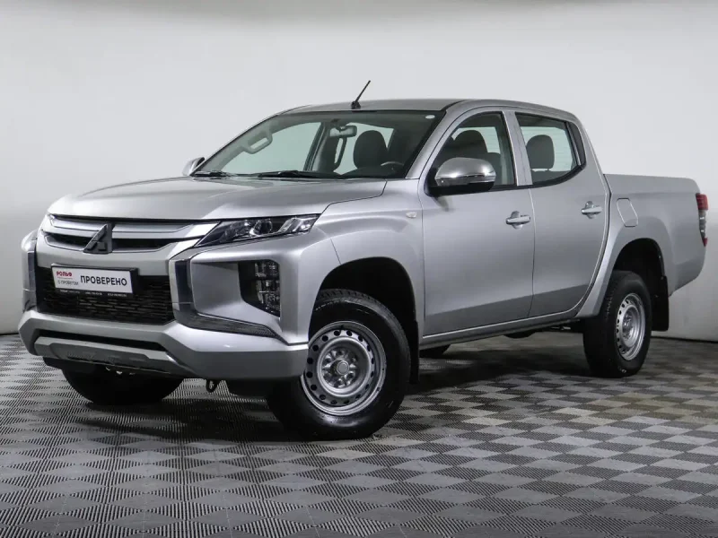 Mitsubishi l200 2022
