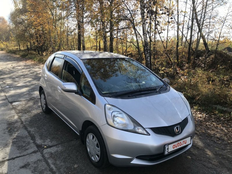 Honda Fit поколение 2008 12