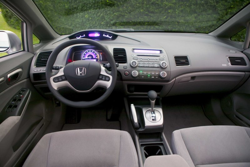 Honda Civic 2008 седан салон