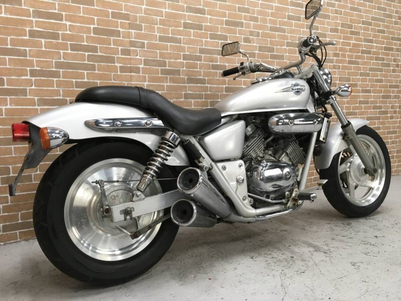 Honda super Magna 250