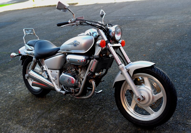 Honda Magna 250